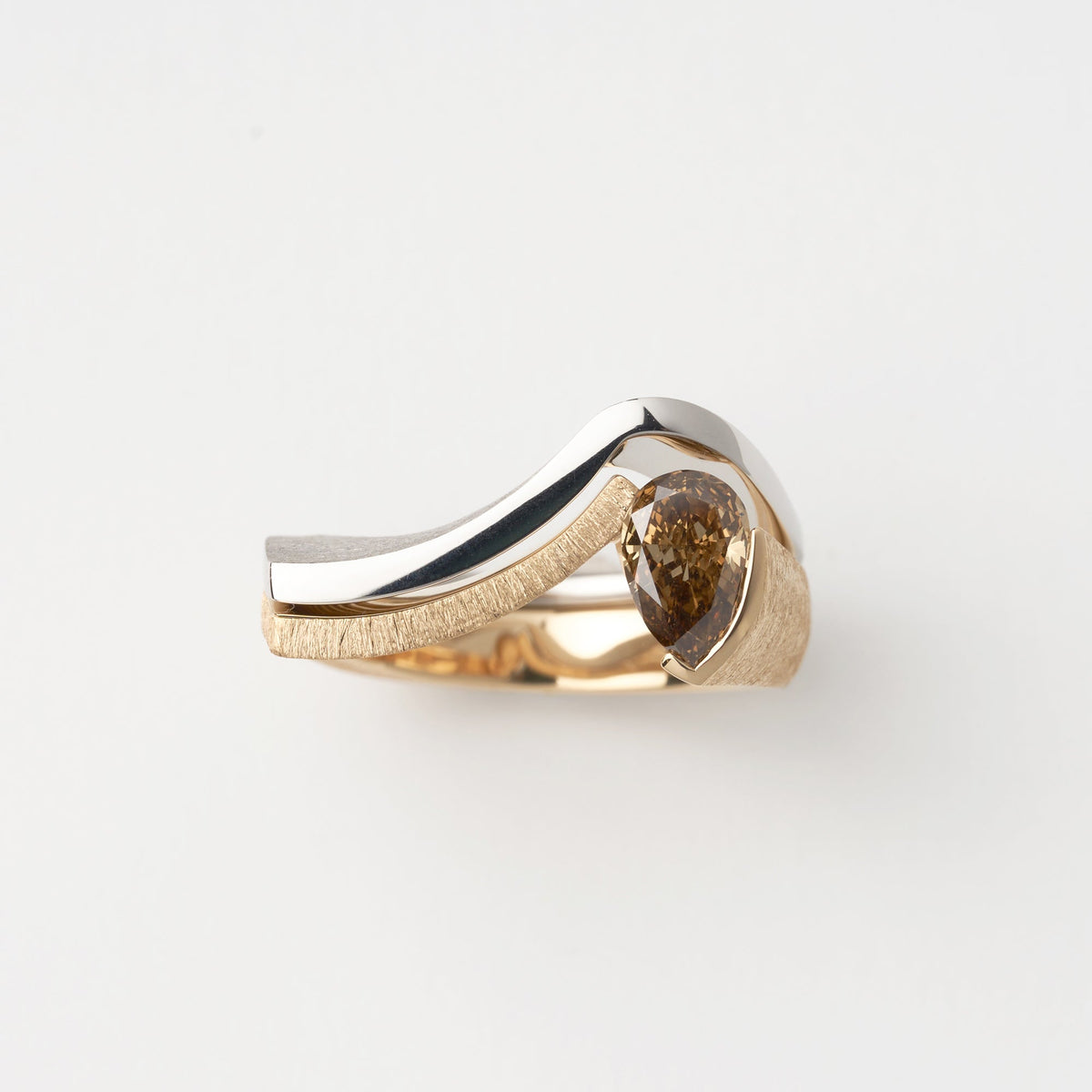 noru_ring_2000x2000_03_1200x12