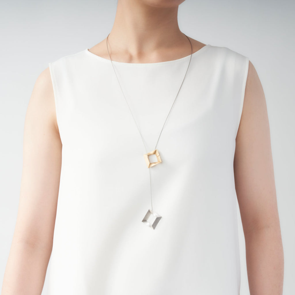 Log[ログ] Ζゼータ シルバー925 ペンダント　2つの同じかたちが、つながるペンダント