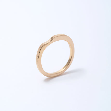 Sorow[そろう] K18 リング ゴールド モダンデザイン マリッジリング 日常づかい 結婚指輪 ウェディング つや消し 曲線 カーブ MENTOSEN