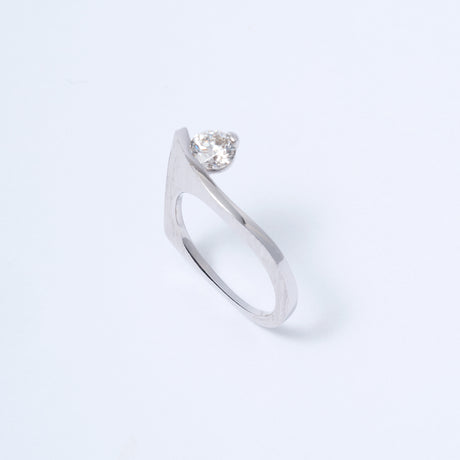 Sorow[そろう] Pt950 ダイヤモンドリング プラチナ 重ね着け  モダンデザイン つや消し 婚約指輪 結婚指輪 ウェディング 曲線 カーブ MENTOSEN