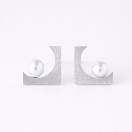 Kosa[こうさ] Kakko シルバー　あこやパール　セミバロック　パール　ピアス　Sterling Silver 925 Akoya Pearl Earrings Japanese jewellery Mentosen