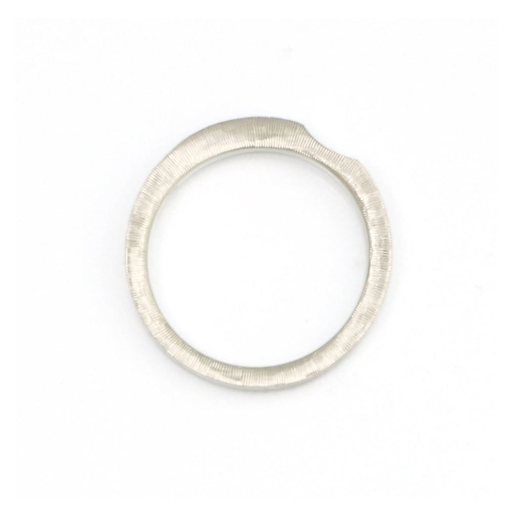 Sorow[そろう] K10 リング モダンデザイン マリッジリング 日常づかい 結婚指輪 ウェディング つや消し 曲線 カーブ MENTOSEN