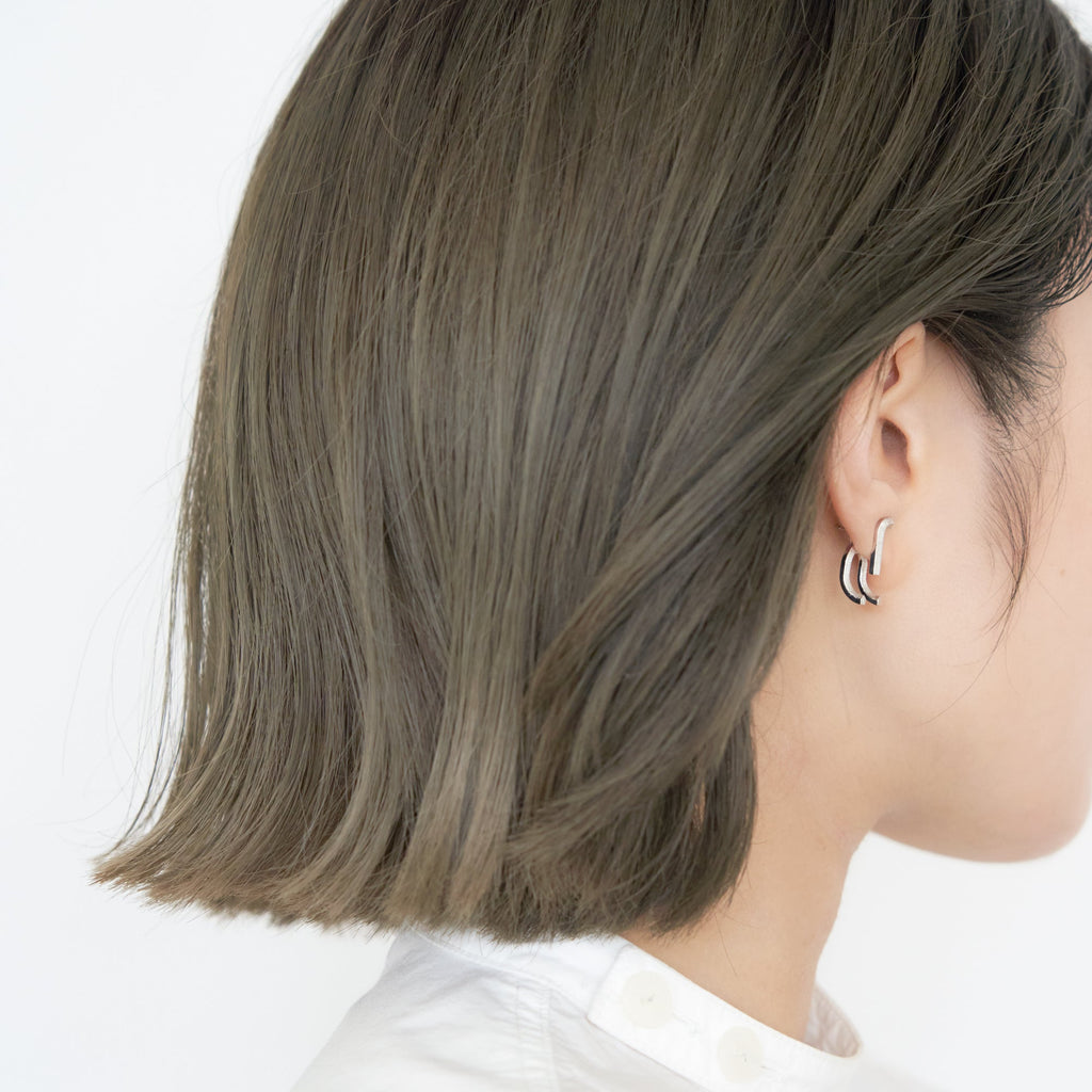 Log[ログ]03　シルバー 925 ピアス＆バックキャッチ 立体的　面白いカタチ　つや消し　MENTOSEN めんとせん　メントセン