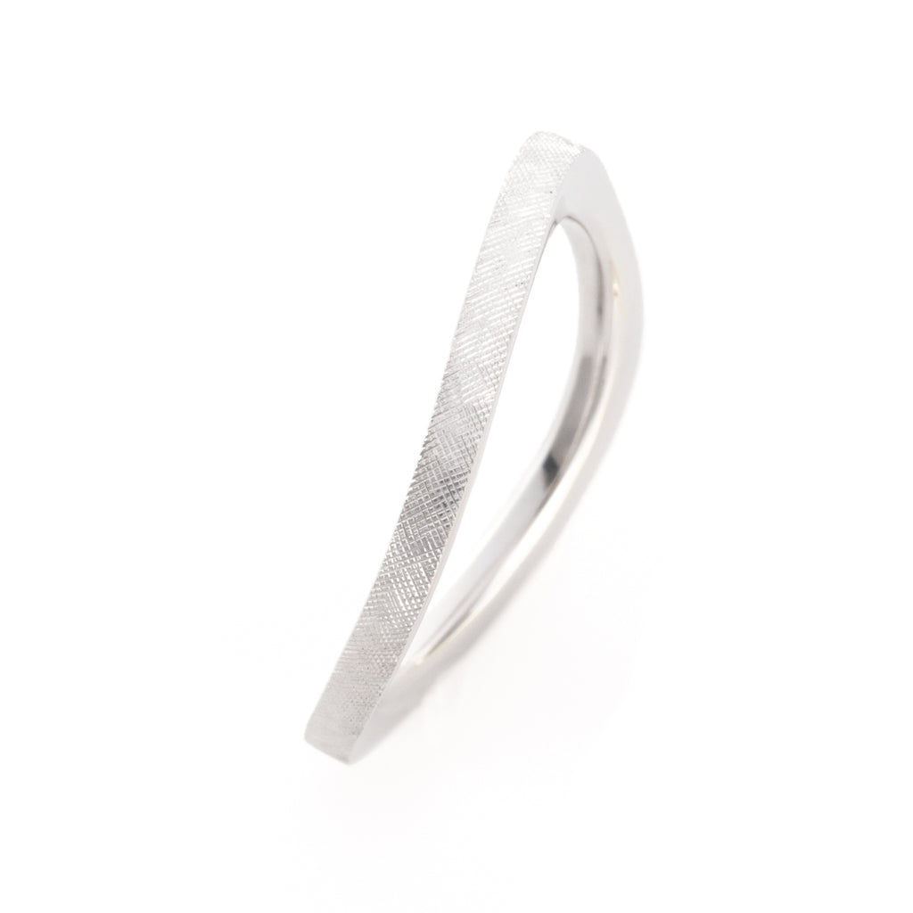Hineru[ひねる] Silver925 リング シルバー 結婚指輪 マリッジリング ウェディングリング 日常づかい 曲線 カーブ ひねり MENTOSEN